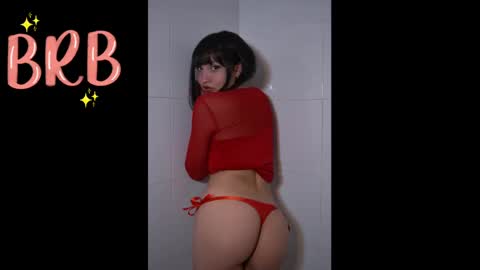 Snapshot of escarlett_wii chatting on February 23, 12:37 pm SCARLETT online show from February 23, 12:37 pm