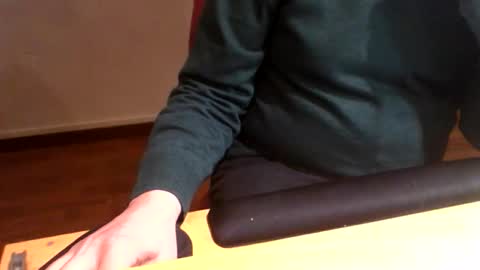 Snapshot of esclavo_hot chatting on March 10, 6:24 pm esclavo_hot online show from March 10, 6:24 pm
