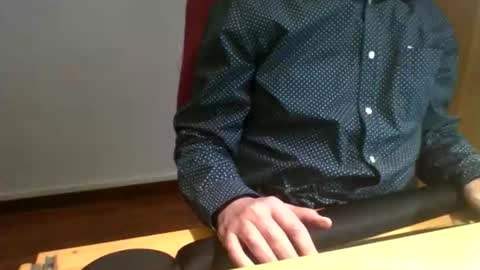 Snapshot of esclavo_hot chatting on April 15, 5:20 pm esclavo_hot online show from April 15, 5:20 pm