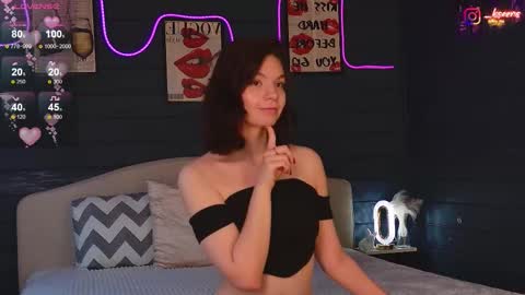 Snapshot of eseensia chatting on October 12, 2:32 am Eseensia online show from October 12, 2:32 am