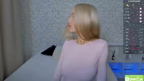 Megan and Brad online show from November 16, 4:40 am