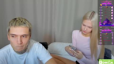 Megan and Brad online show from November 24, 1:33 pm