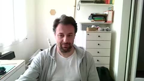 esibizionista 91 online show from April 22, 7:44 am