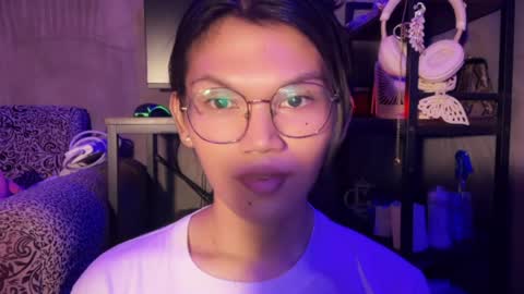 Chelliane online show from April 29, 7:12 am