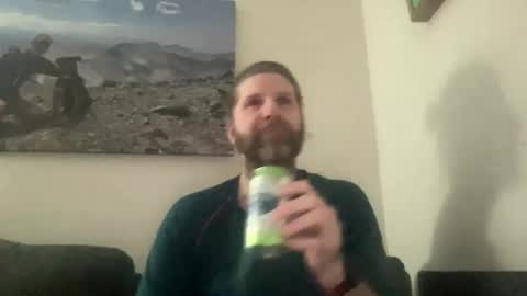 Snapshot of esinking24 chatting on December 22, 3:36 am esinking24 online show from December 22, 3:36 am