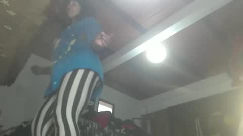 Eskela911 online show from January 7, 11:45 pm