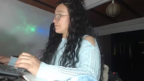 Eskela911 online show from October 11, 2:33 am