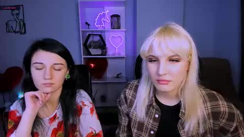 esma_shine online show from November 24, 8:08 pm