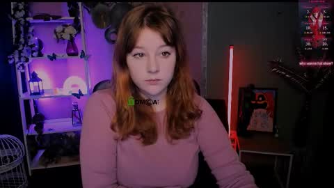 esma_shine online show from December 21, 8:38 pm