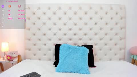 esmeralda  online show from November 21, 3:22 pm