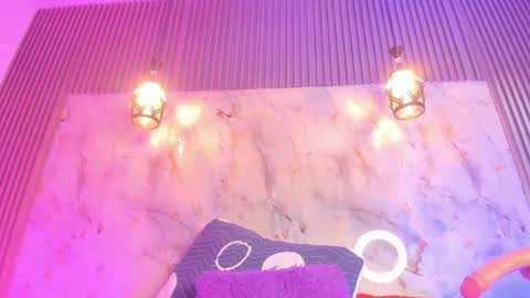 Snapshot of esmeralda_duarte chatting on January 27, 3:18 pm esmeralda online show from January 27, 3:18 pm