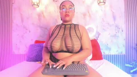 Snapshot of esmeralda_duarte chatting on March 11, 9:34 am esmeralda online show from March 11, 9:34 am