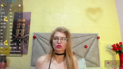 Esmeralda .INDEPENDENT MODEL online Monday to Saturday 3 pm Chicago online show from January 29, 3:01 am