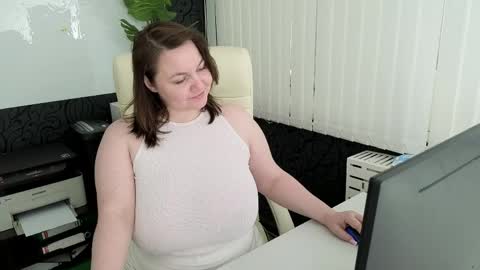 Ava online show from May 1, 2:16 am