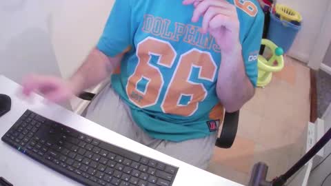 Snapshot of essex_wild chatting on February 3, 9:39 pm Morph online show from February 3, 9:39 pm