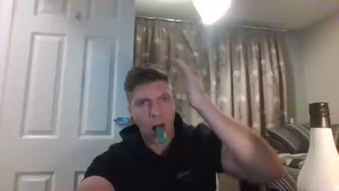 essexlad2022 online show from February 19, 8:38 pm