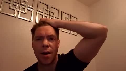 essexlad2022 online show from April 7, 1:39 am
