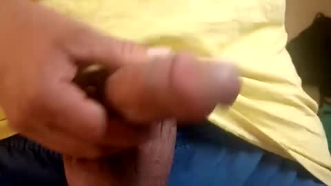 este1vill online show from December 20, 6:37 pm