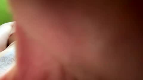 Snapshot of esteban121222 chatting on November 26, 12:11 am esteban121222 online show from November 26, 12:11 am