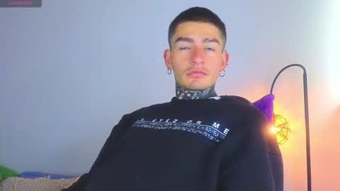 Esteban independent model online show from February 12, 1:17 pm