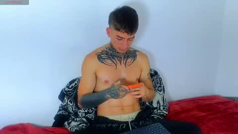 Snapshot of estebanchar_ chatting on May 14, 6:58 pm Esteban independent model online show from May 14, 6:58 pm
