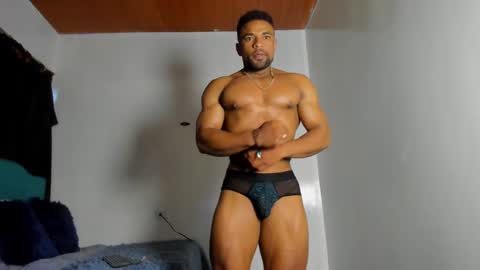 Snapshot of estebanlobo chatting on September 30, 12:15 am estebanlobo online show from September 30, 12:15 am