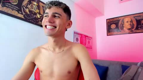 Snapshot of estebanperez_ chatting on January 3, 12:08 pm Esteban online show from January 3, 12:08 pm