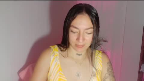 Snapshot of estefa1 chatting on December 16, 6:57 pm estefa1 online show from December 16, 6:57 pm