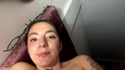 estefa1 online show from March 4, 6:30 am