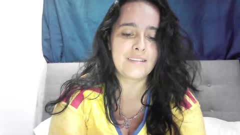 Snapshot of estefany_magic chatting on July 4, 3:56 am estefany_magic online show from July 4, 3:56 am