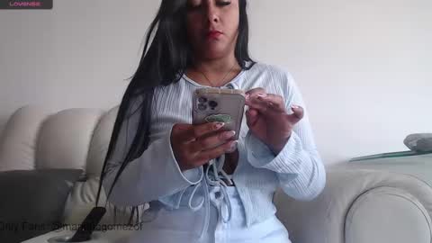 Snapshot of estefi1073162 chatting on February 3, 5:35 pm valeria online show from February 3, 5:35 pm