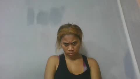 Snapshot of estelah796836 chatting on June 3, 5:54 am estelah796836 online show from June 3, 5:54 am