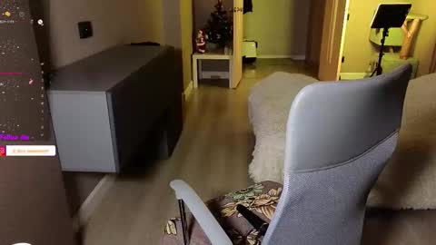 Estelle online show from January 17, 9:29 pm