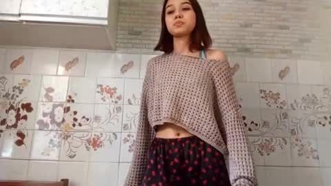 estellekirbo online show from March 19, 1:15 pm