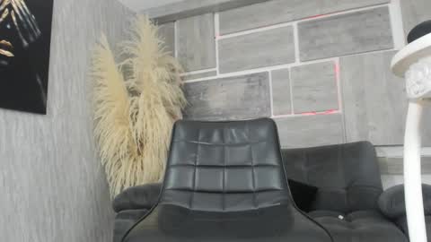 Estephany online show from October 21, 2:12 am