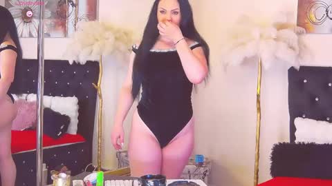 Snapshot of estheraa chatting on May 27, 4:31 am Esthera online show from May 27, 4:31 am