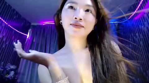 Snapshot of estherlust chatting on September 24, 9:23 am IRIS online show from September 24, 9:23 am