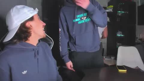 LOUIS online show from November 5, 7:25 pm