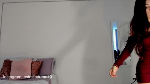 Snapshot of estrella_duran chatting on January 30, 7:37 pm Estrellita online show from January 30, 7:37 pm