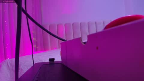 Estrella online show from February 5, 11:59 am