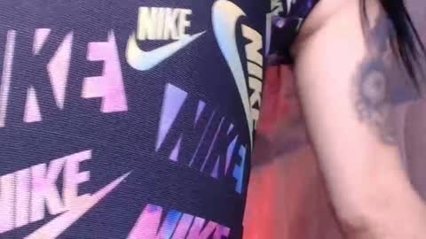 Estrella online show from March 2, 11:50 am