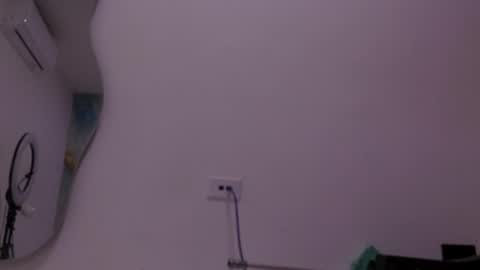 Snapshot of estrella_hanks_ chatting on May 5, 11:51 am Estrella online show from May 5, 11:51 am