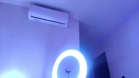 Snapshot of estrella_hanks_ chatting on June 27, 11:59 am Estrella online show from June 27, 11:59 am