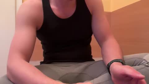 Snapshot of etat_on chatting on September 26, 11:20 pm Tom online show from September 26, 11:20 pm