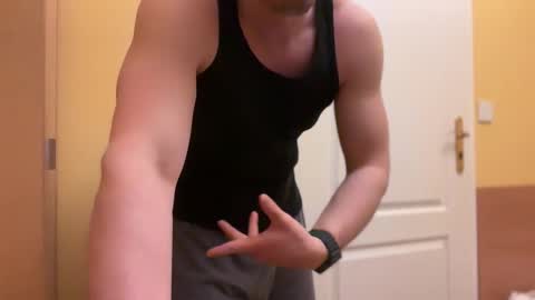 Tom online show from March 5, 2:07 am