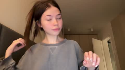 nika 3 online show from December 6, 2:28 pm