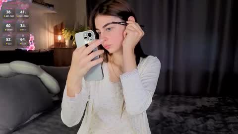 Mary online show from October 20, 7:42 am