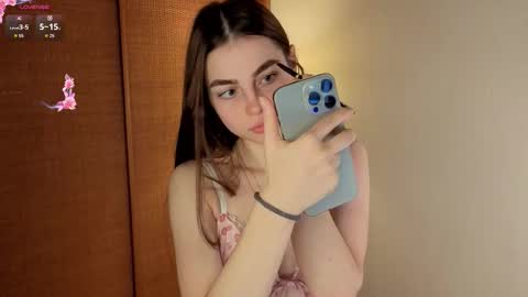 Mary online show from October 27, 8:18 am