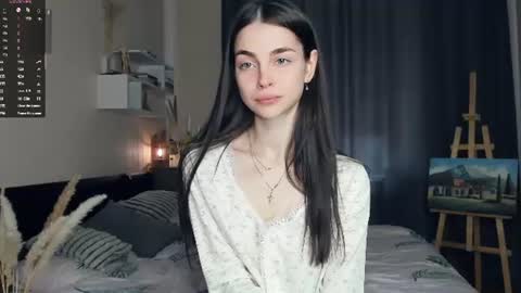 Snapshot of eternity_is_endless chatting on June 23, 8:01 am Mary online show from June 23, 8:01 am