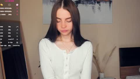 Snapshot of eternity_is_endless chatting on July 24, 8:01 am Mary online show from July 24, 8:01 am